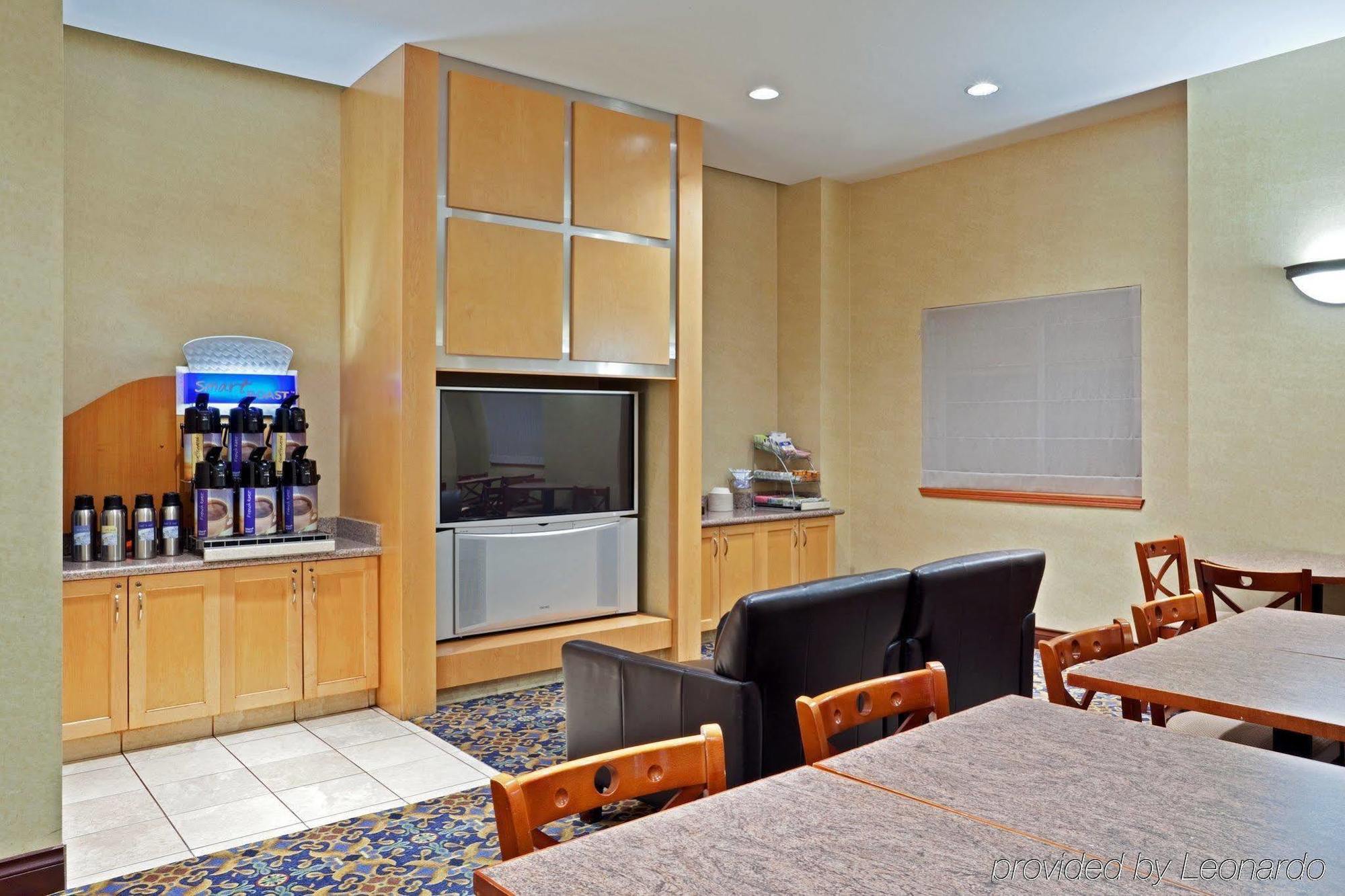 Holiday Inn Express & Suites Seattle - City Center Extérieur photo